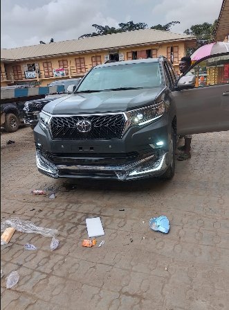 Toyota Prado facelift with chrome grille and bumper upgrade
